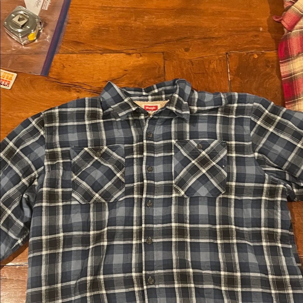 Wrangler Men's Navy Checkered Button Down Shirt